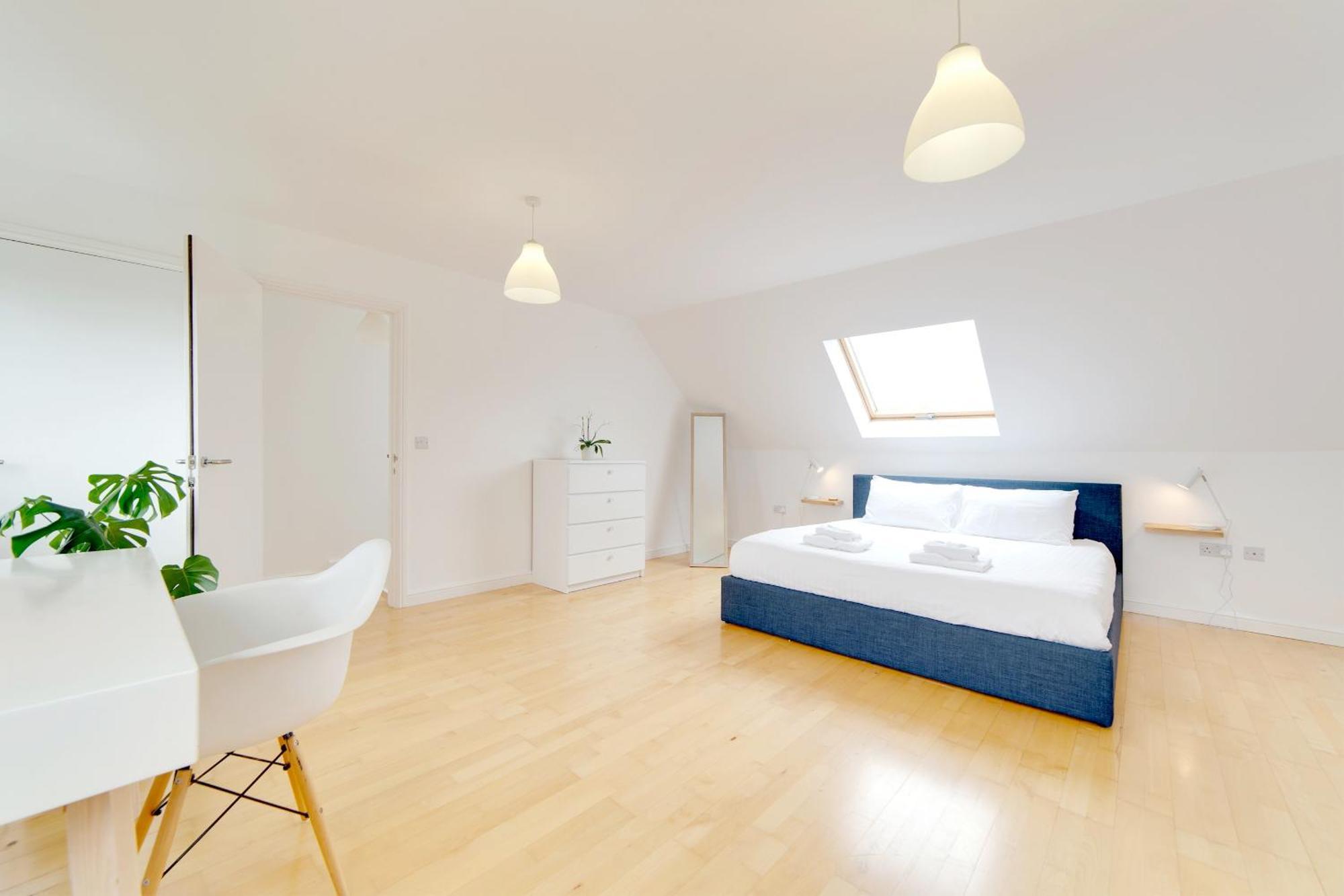 Pass The Keys 49 Byron Square Modern And Spacious 3 Bed Home With Free Parking CBG Exteriér fotografie