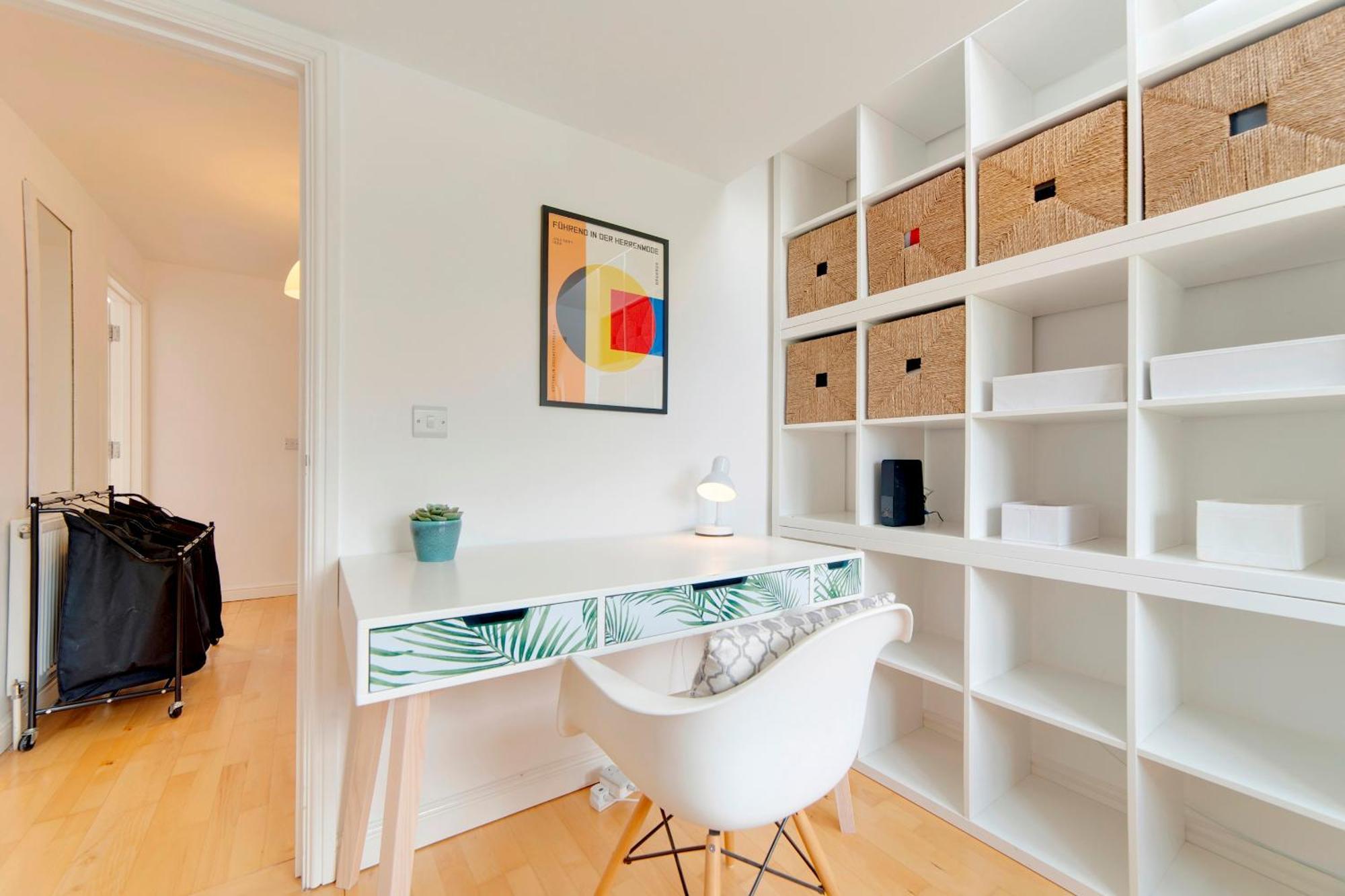 Pass The Keys 49 Byron Square Modern And Spacious 3 Bed Home With Free Parking CBG Exteriér fotografie