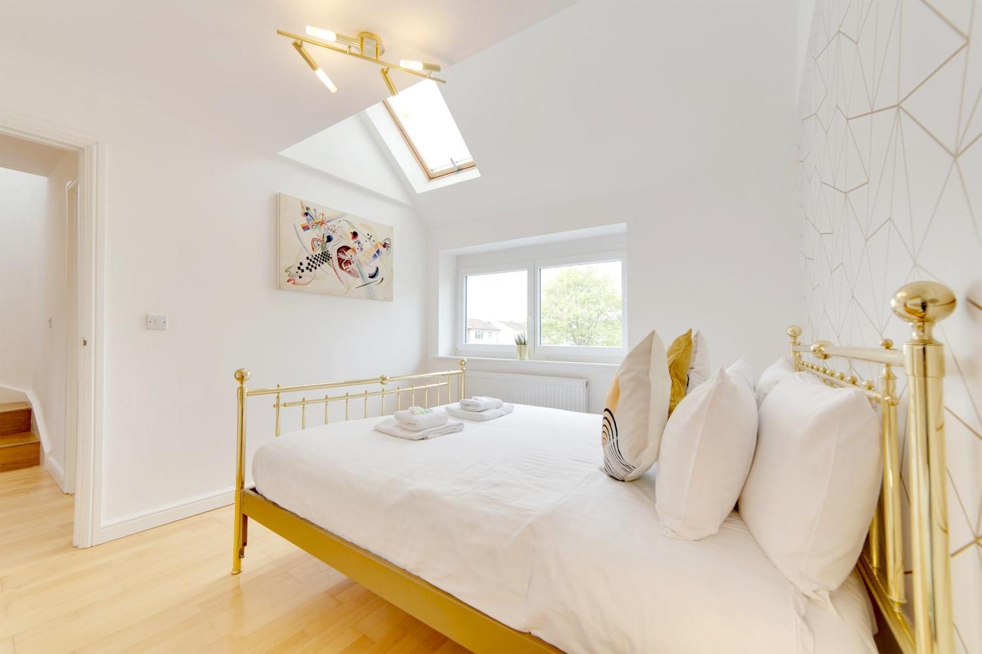Pass The Keys 49 Byron Square Modern And Spacious 3 Bed Home With Free Parking CBG Exteriér fotografie