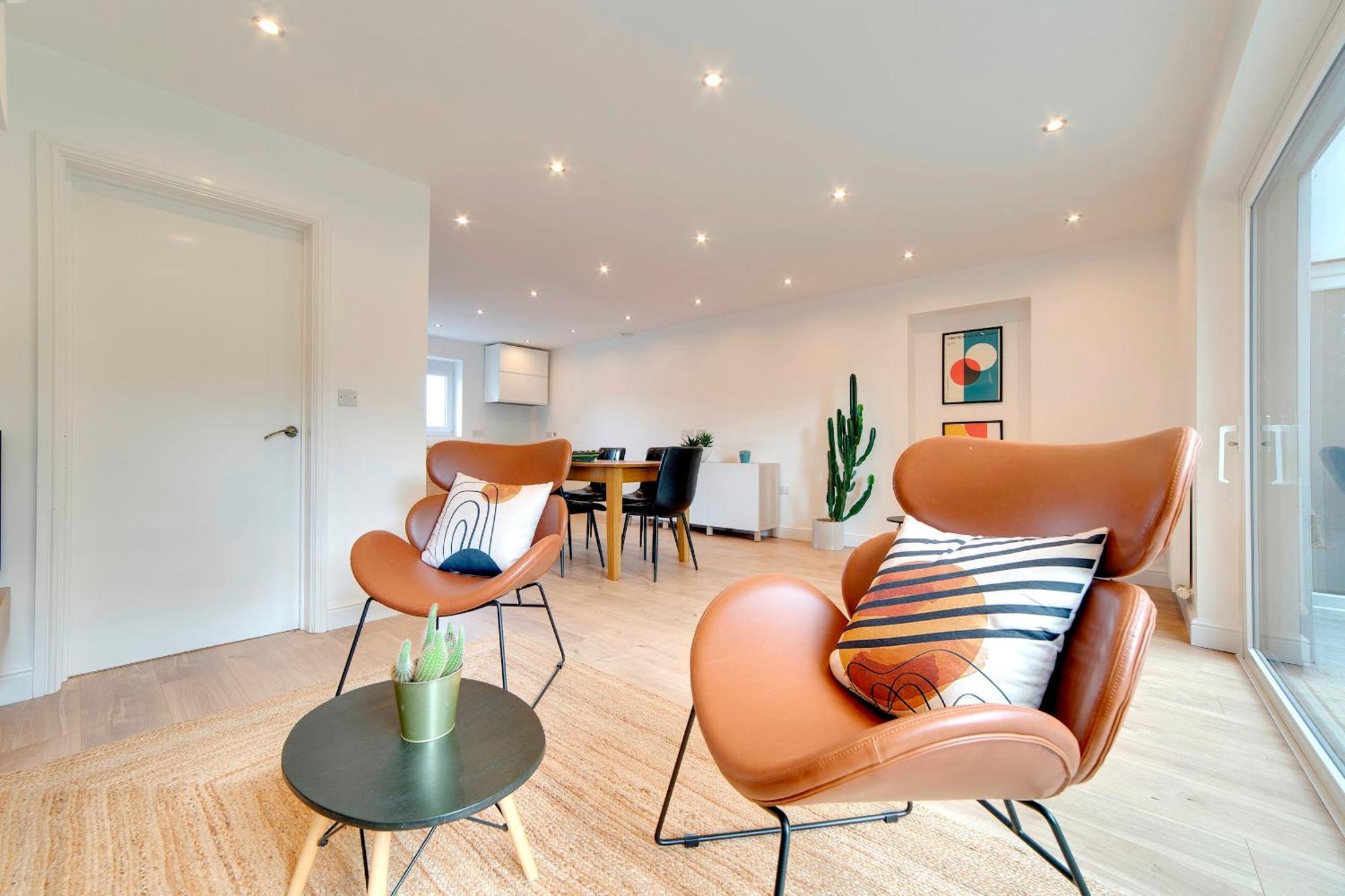 Pass The Keys 49 Byron Square Modern And Spacious 3 Bed Home With Free Parking CBG Exteriér fotografie