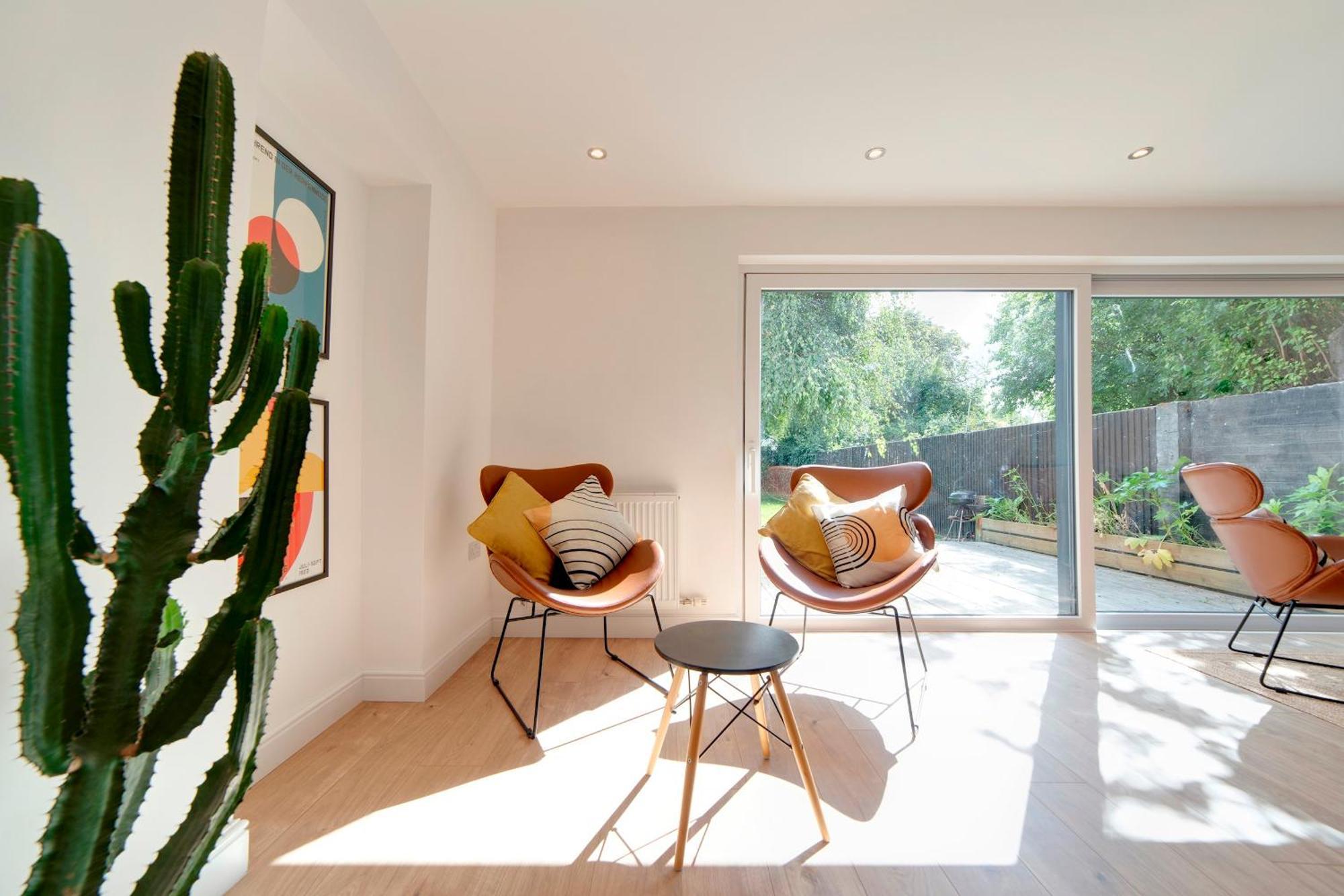 Pass The Keys 49 Byron Square Modern And Spacious 3 Bed Home With Free Parking CBG Exteriér fotografie