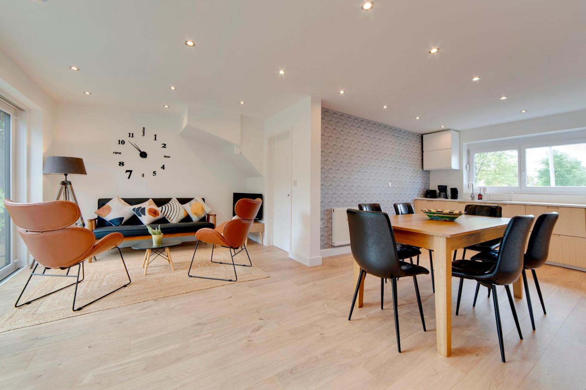 Pass The Keys 49 Byron Square Modern And Spacious 3 Bed Home With Free Parking CBG Exteriér fotografie
